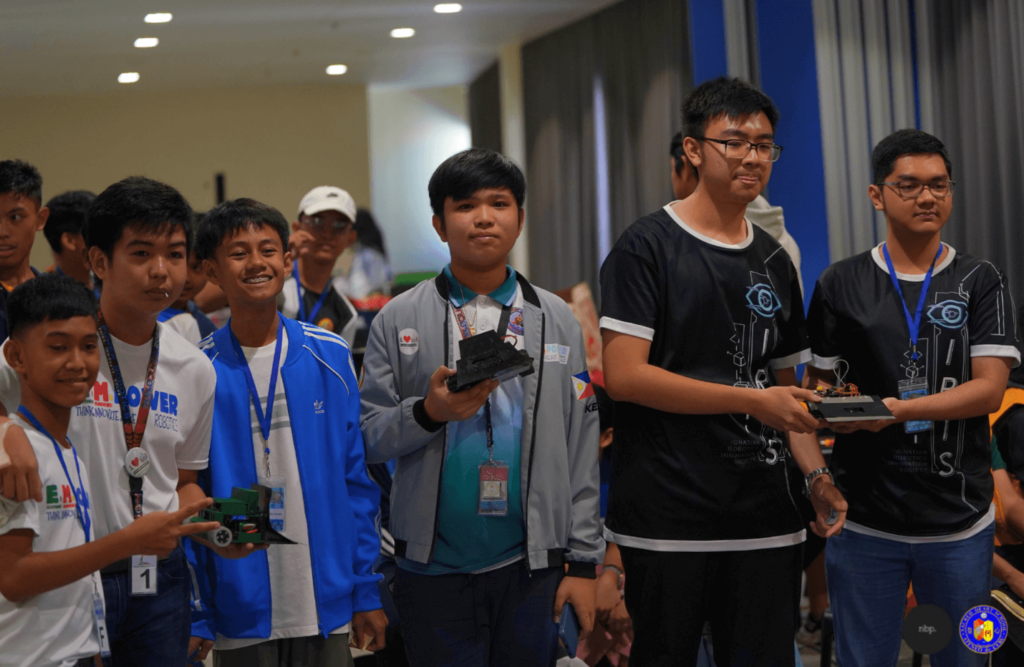 A Technological Spectacle: Sacred School Ateneo de Cebu Hosts National Robotics Competition 2023